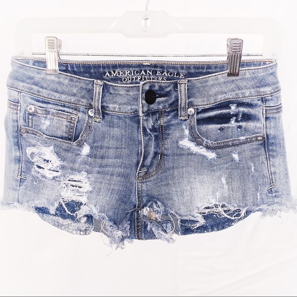 American Eagle Distressed Denim Shorts 